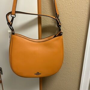 Coach purse nomad butterscotch NWT $395